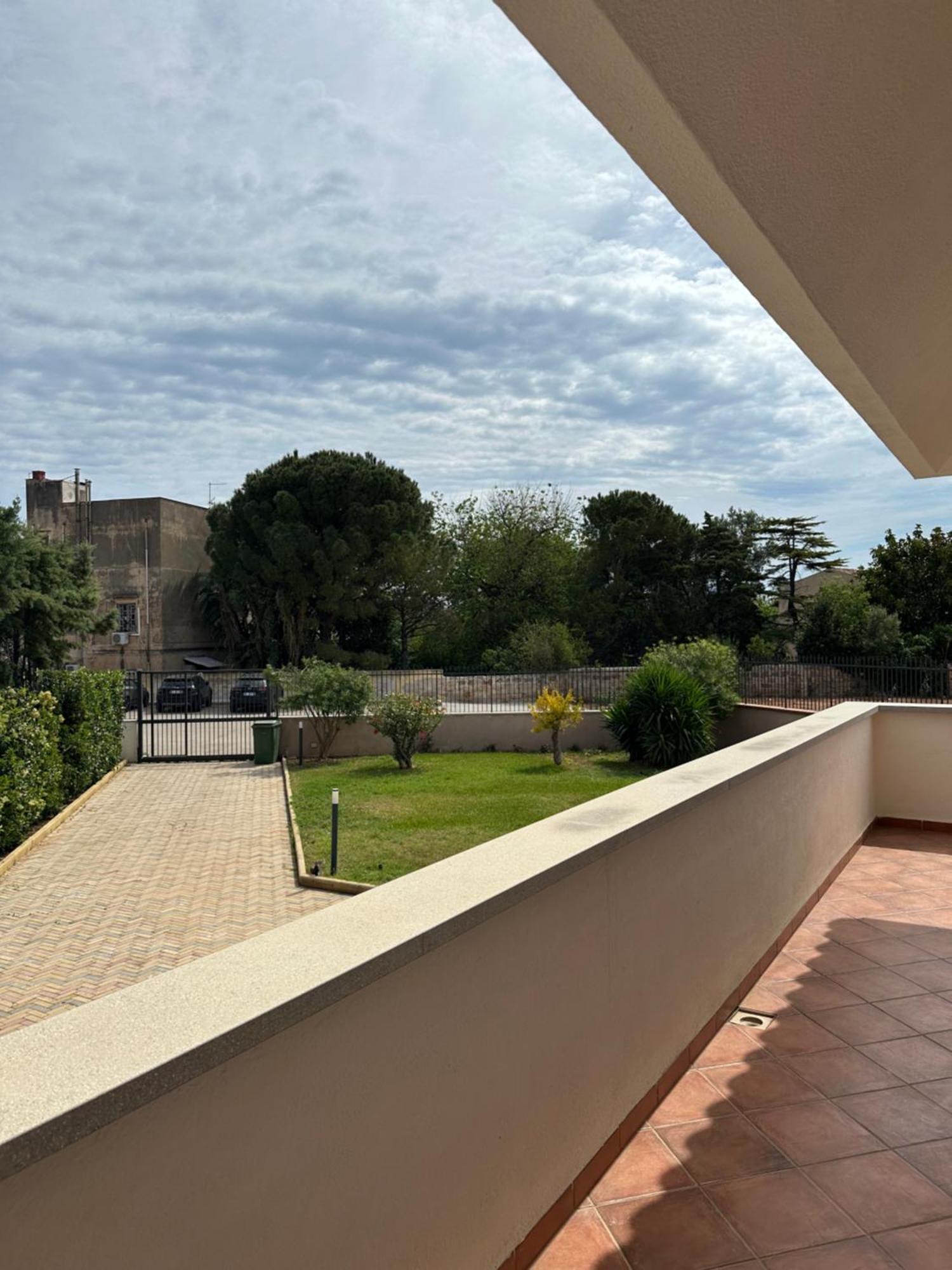 Villa Sara Mondello Garden Level Palermo Exterior foto