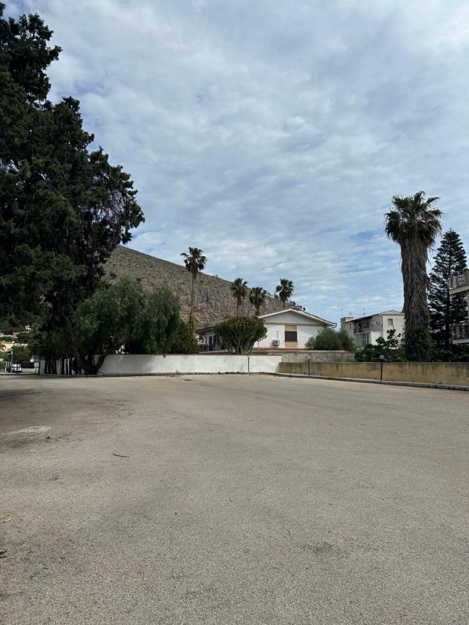 Villa Sara Mondello Garden Level Palermo Exterior foto